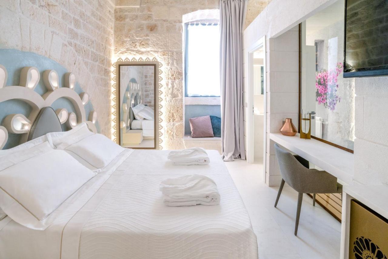 Palazzo Vico Bianco Raro Villas Homes Collection ออสตูนี ภายนอก รูปภาพ