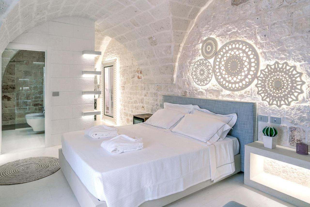 Palazzo Vico Bianco Raro Villas Homes Collection ออสตูนี ภายนอก รูปภาพ
